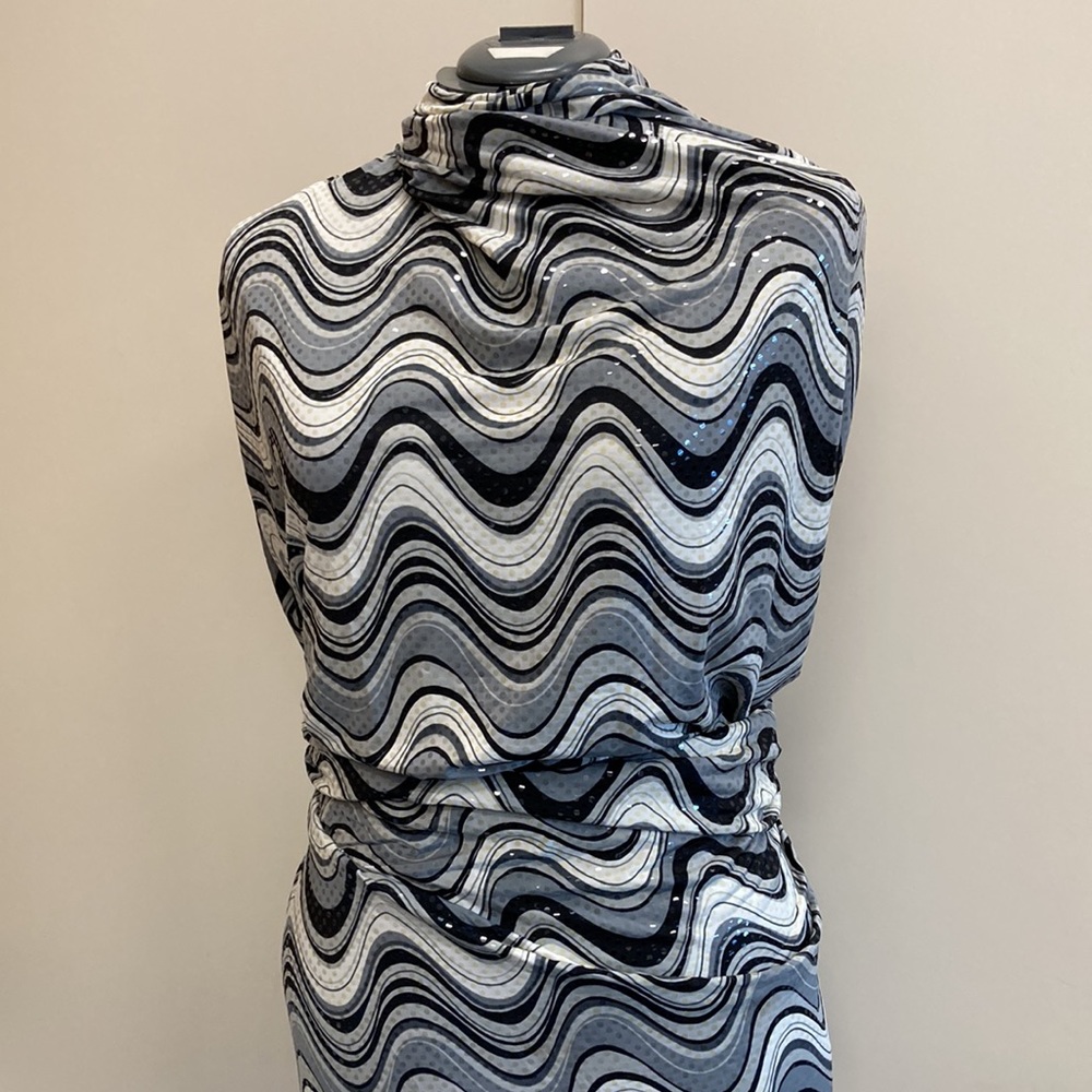Y2K gray knit swirl print fabric with shiny discs, stretchy, 2 yds, 13” x 44.5”